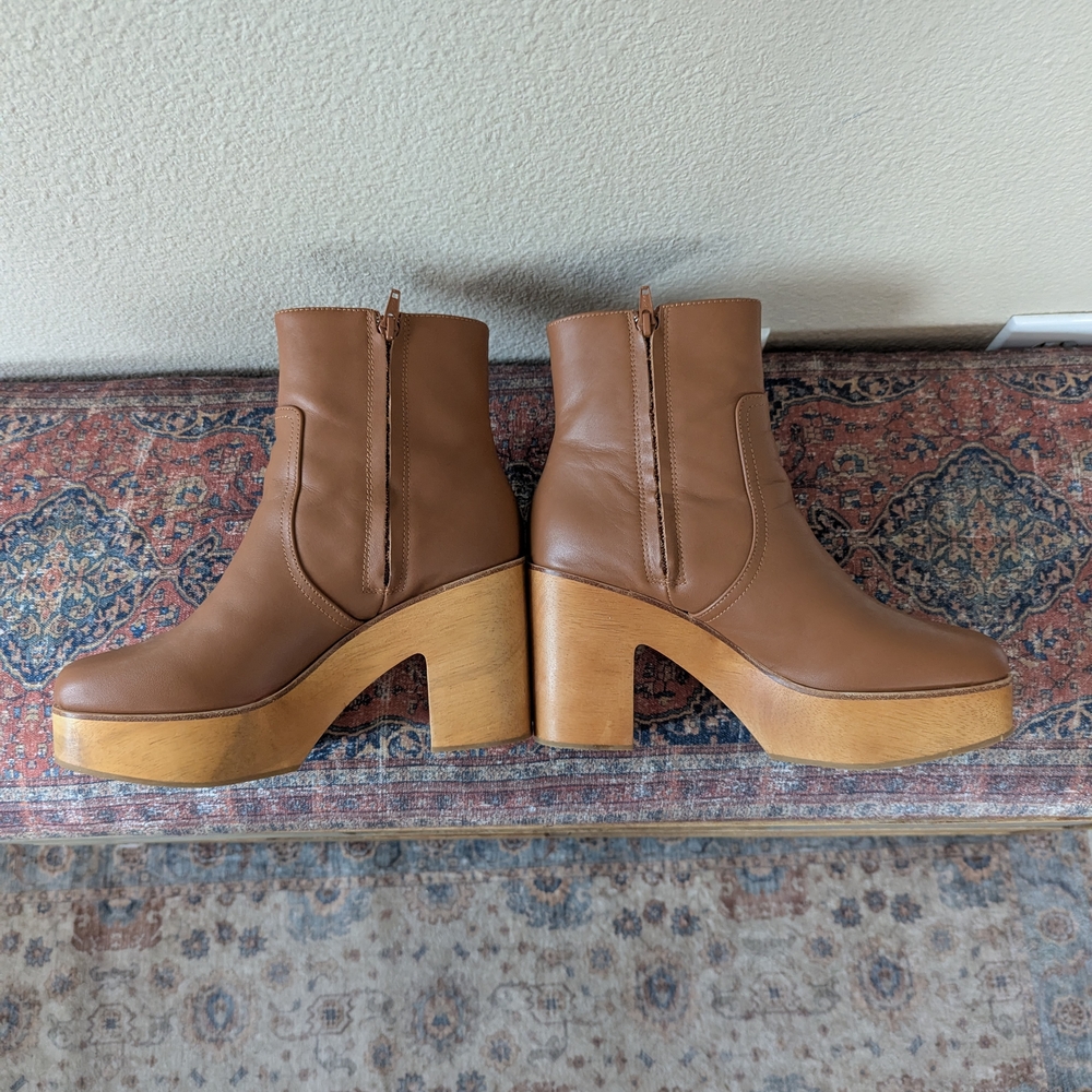 Charlotte Stone Paz Clog Boots - Picture 4 of 6